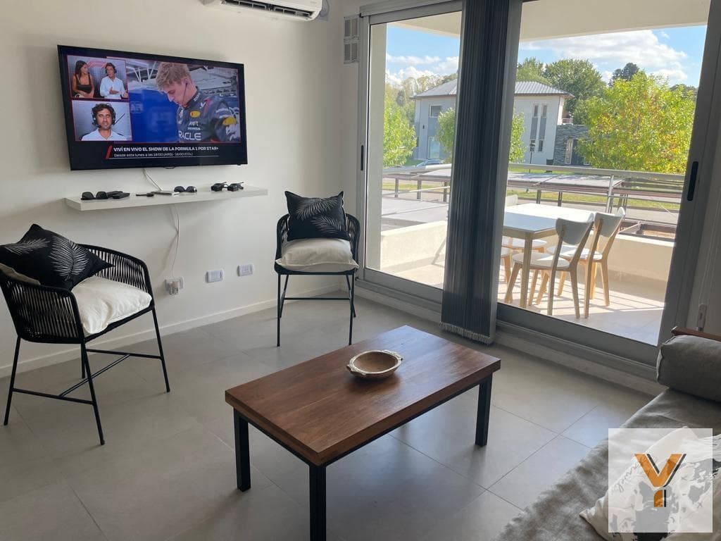 Apartment for Sale - 1 Bedroom, 1 Bathroom, 1 Parking Space - 46 m² - Lagoon Pilar