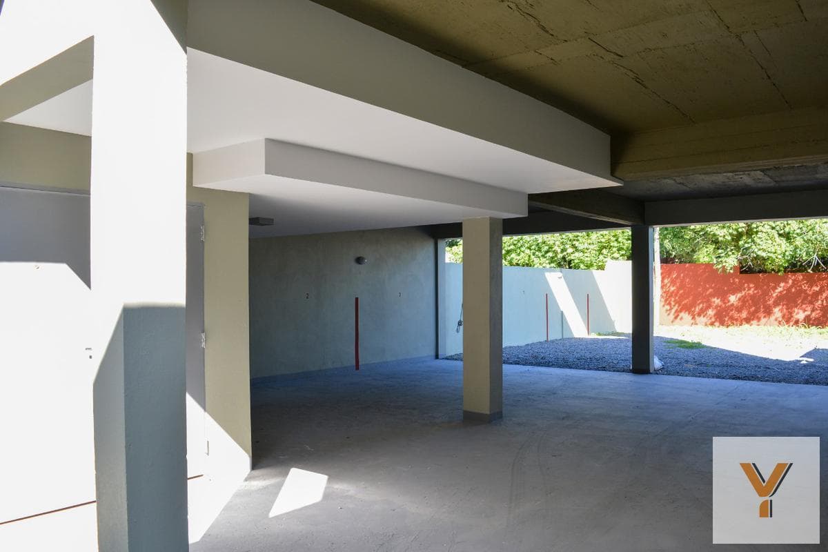 Open-air garage for sale - 12 square meters - La Plata