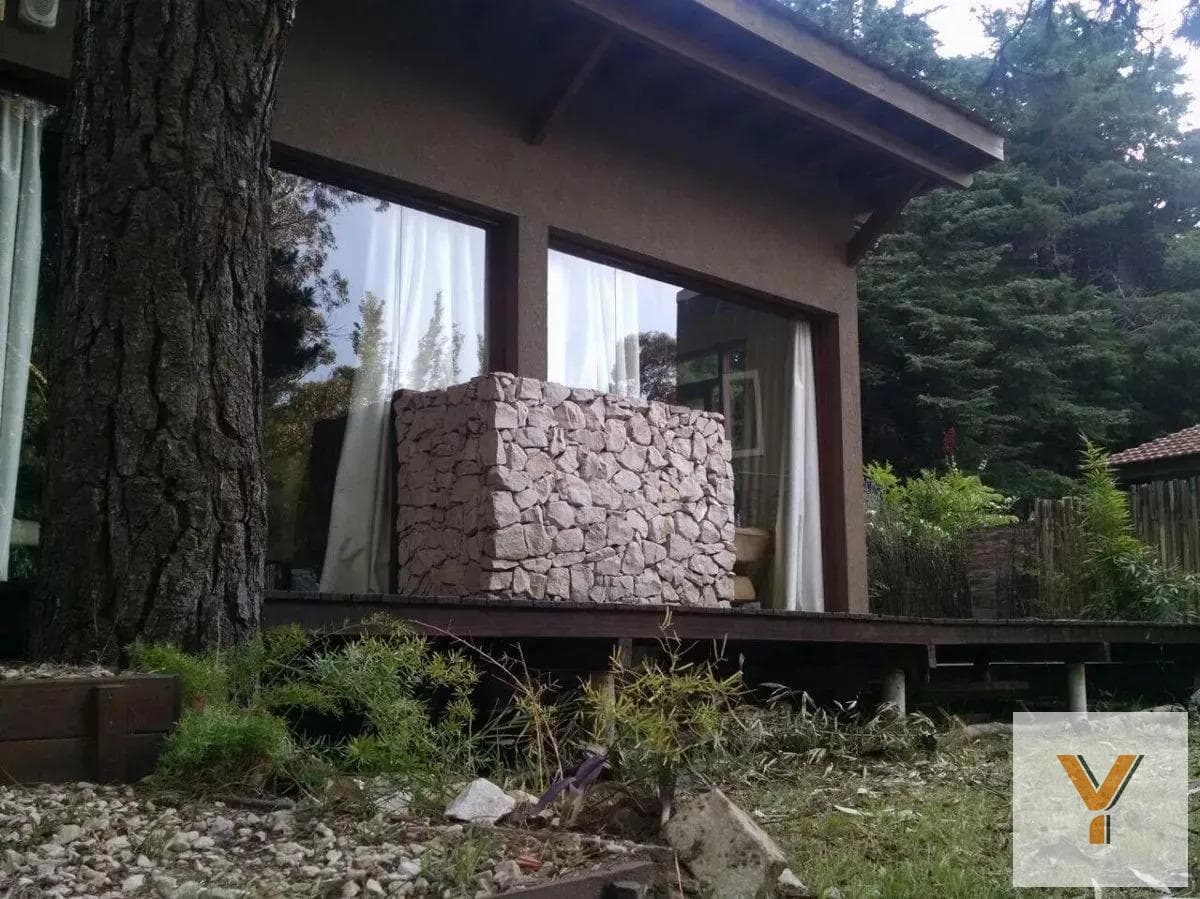 House for Sale - 2 Bedrooms, 1 Bathroom - Parking Spaces - 675 m² - Mar de Las Pampas