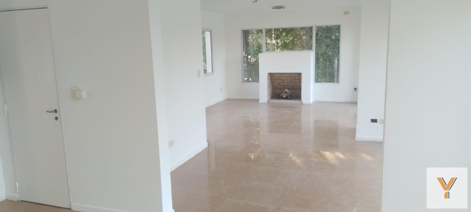 House for Sale - 3 Bedrooms, 2 Bathrooms - 900 m² - Nordelta