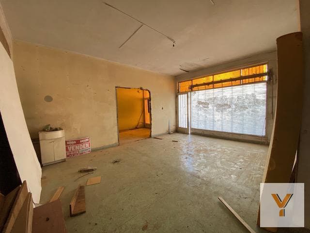 House for sale - 2 bedrooms, 3 bathrooms - 600 m² - La Plata