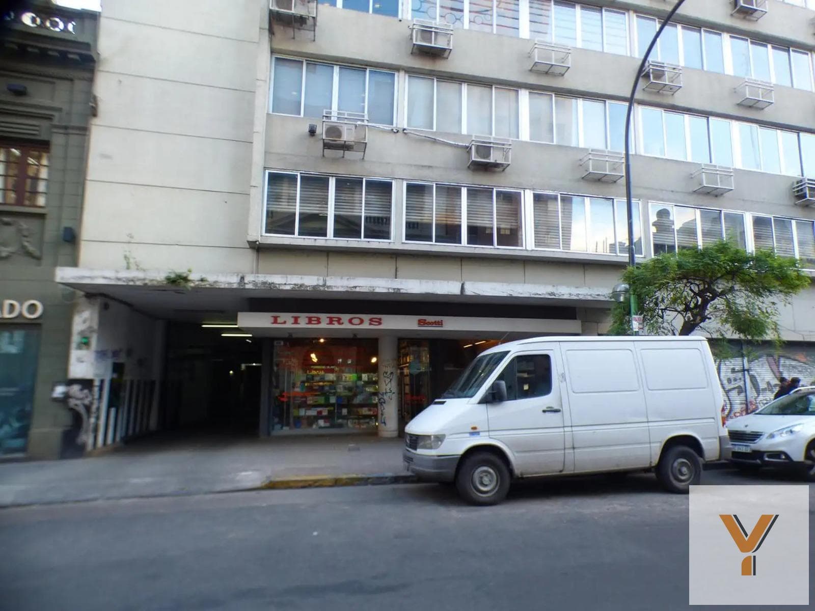 Garage for sale, 12 m² total - La Plata