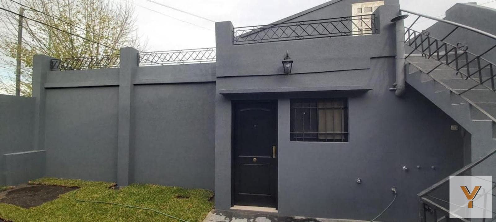 House for sale - 3 bedrooms, 1 bathroom - 124 m² on a 155 m² lot - Ensenada