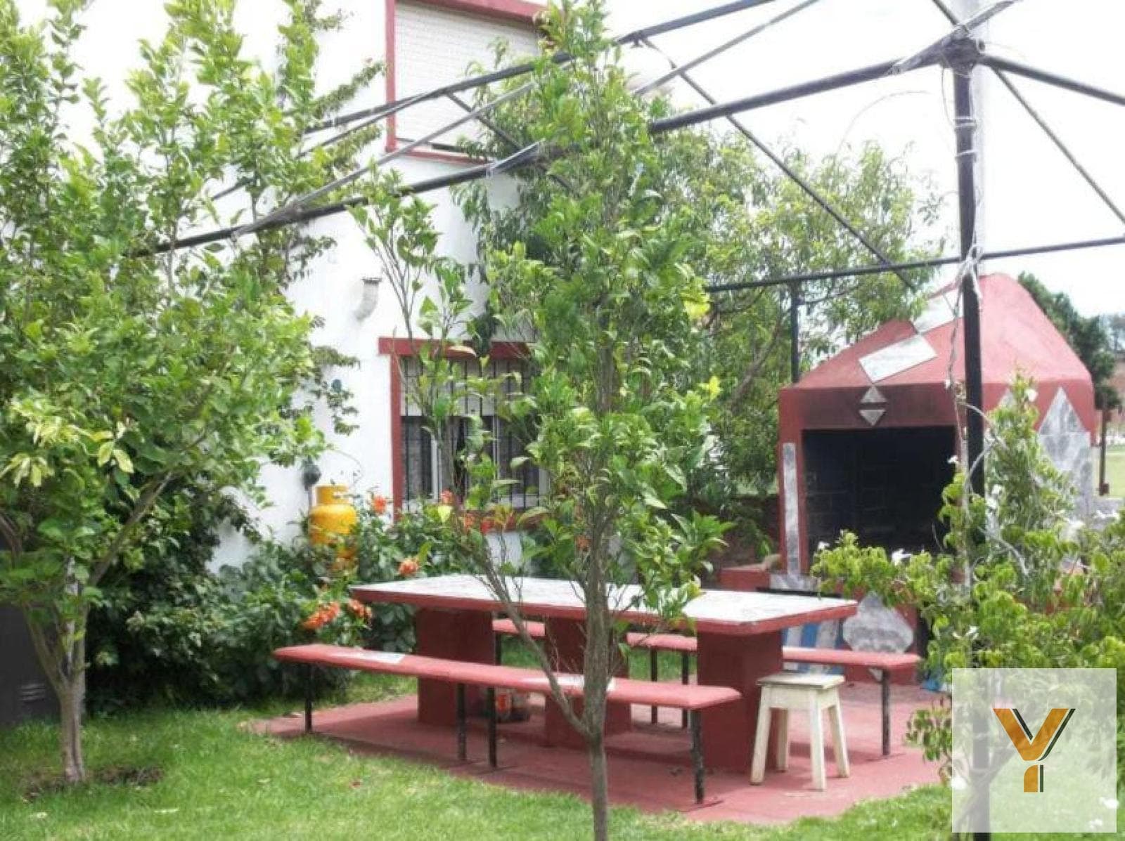 Chalet for sale - 6 bedrooms - 4 bathrooms - 700 square meters total - Chapadmalal neighborhood