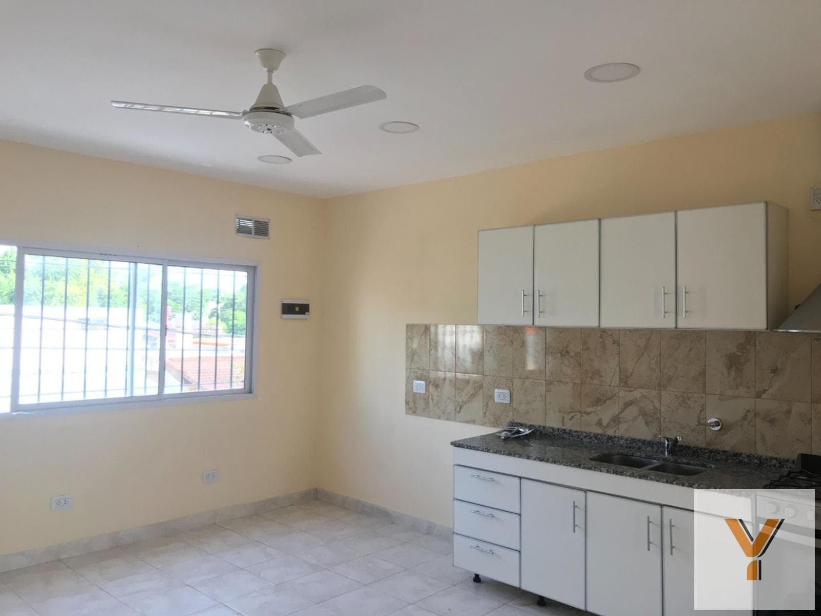 Apartment for sale - 5 bedrooms, 4 bathrooms - 299 square meters - Rafael Calzada, Almirante Brown