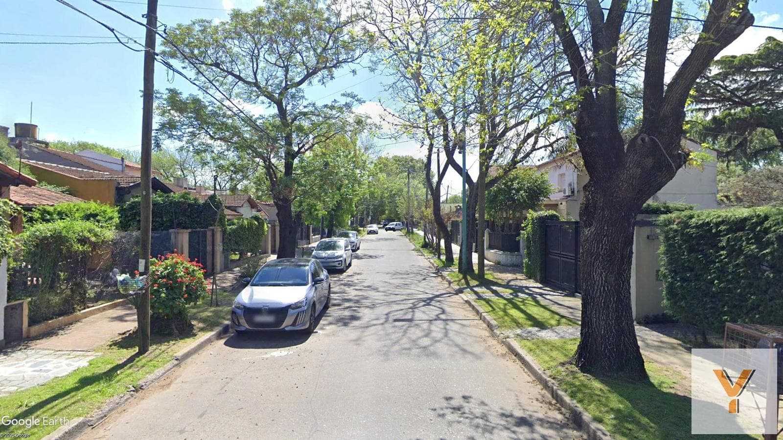 House for sale - 2 bedrooms, 1 bathroom - Garage - 120 m² - Adrogué, Almirante Brown