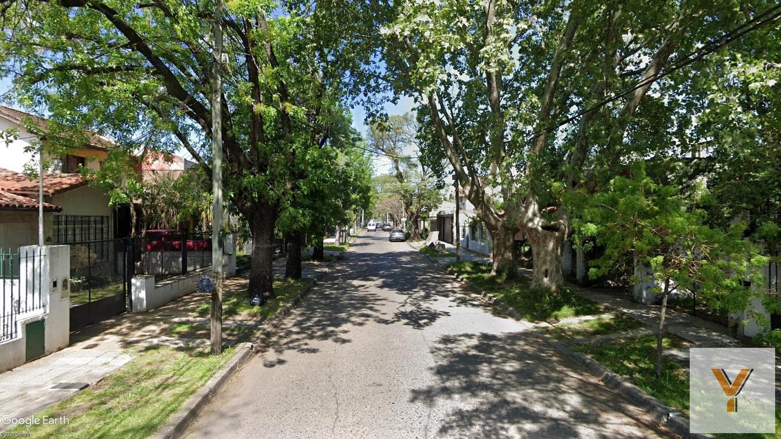 House for sale - 2 bedrooms, 1 bathroom - Garage - 120 m² - Adrogué, Almirante Brown