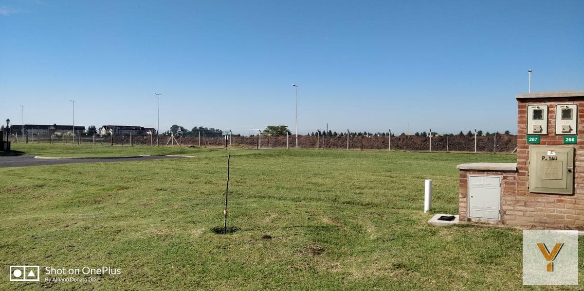 Land for Sale - 719 m² - Tristan Suarez