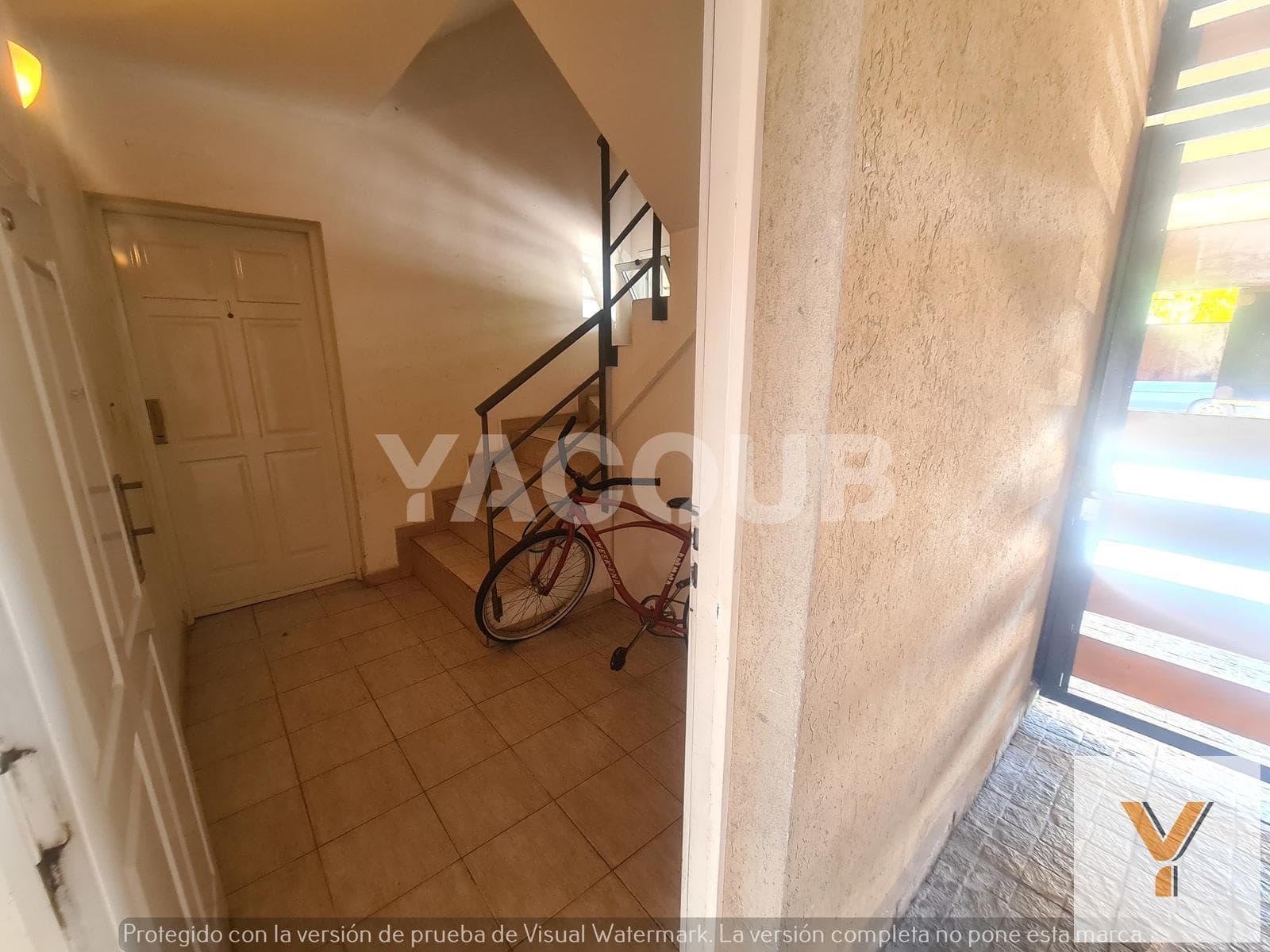 PRICE REDUCED! GREAT DEAL: 2-bedroom ground-floor unit with covered parking and patio—70 m²—make an offer!