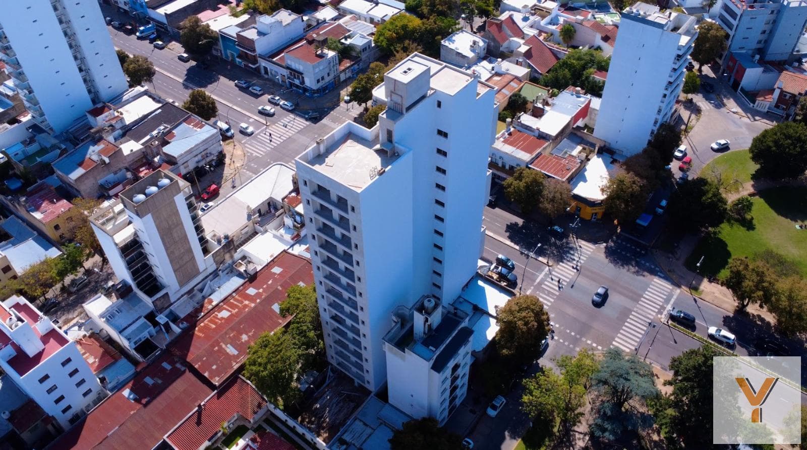 Apartment for sale (under construction)—2 bedrooms—72 m² total—La Plata—well—development.