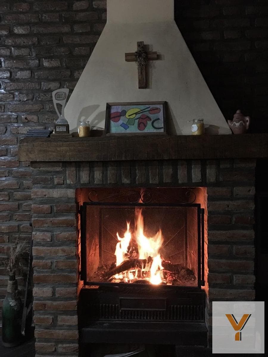 House for Sale - 4 Bedrooms, 3 Bathrooms - Parking Spaces - 347 m² - North Ituzaingó