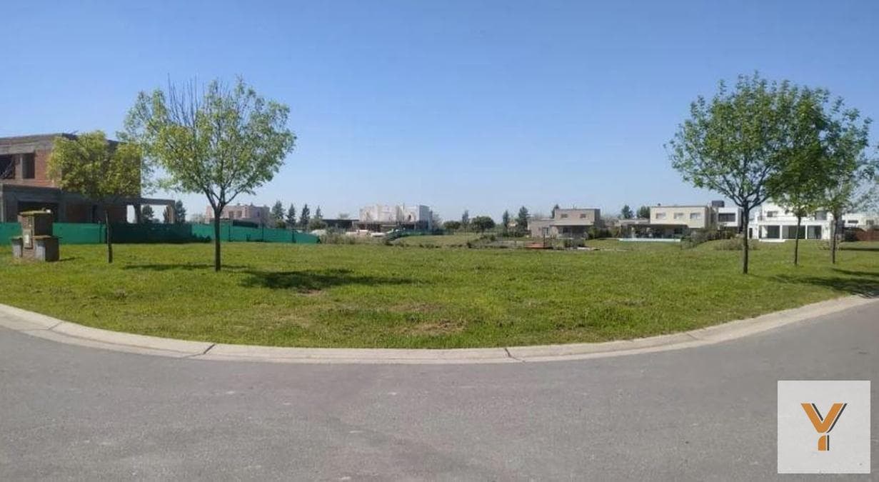 Land for sale - 857m² - San Sebastian, Escobar