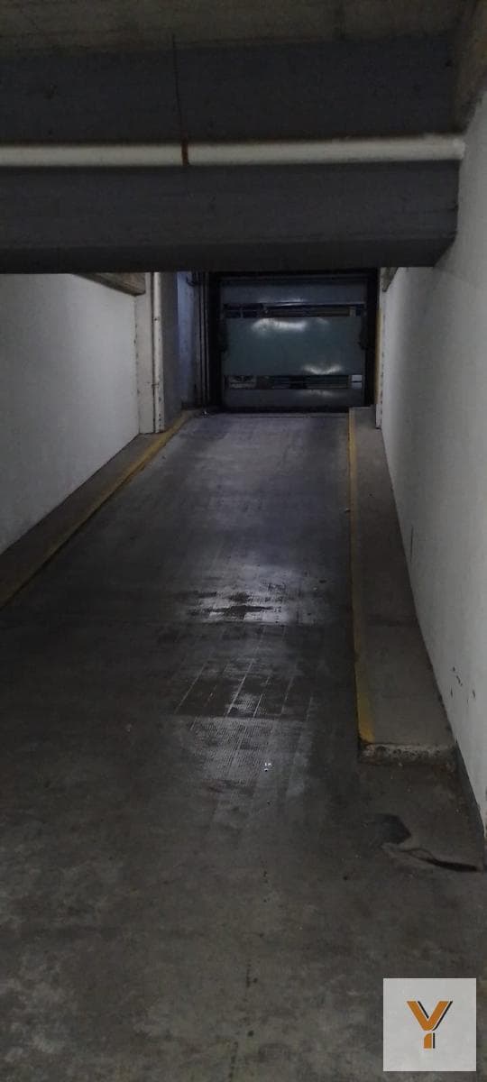 Garage for Sale - 15 m² - Constitución