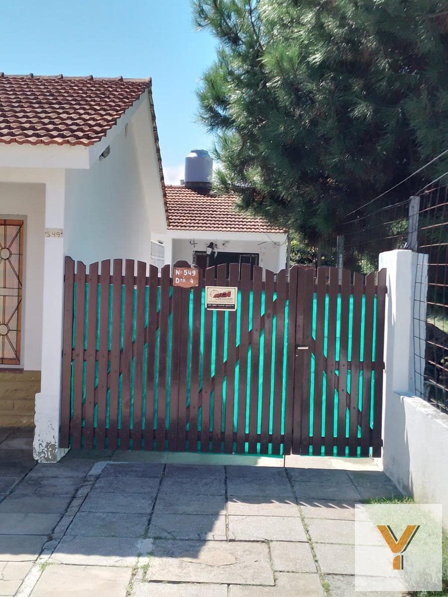 House for Sale - 2 Bedrooms, 1 Bathroom - 125 m² - Santa Teresita