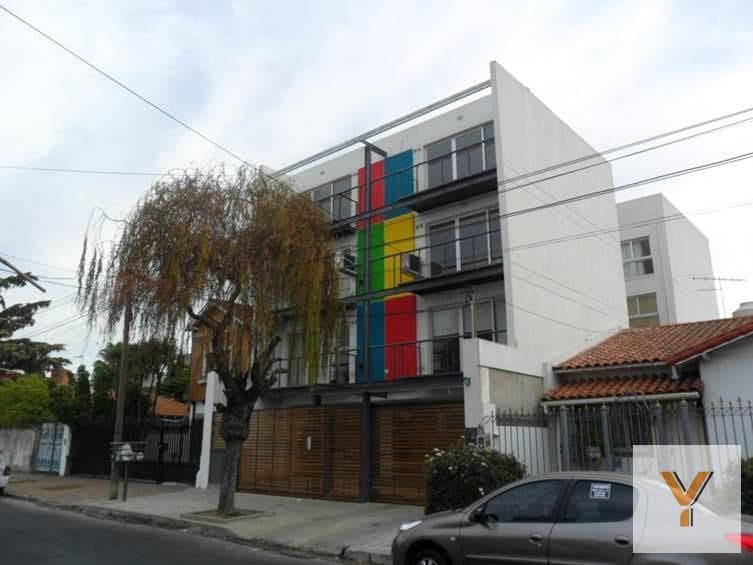 Garage for sale - 12 square meters - Villa Sarmiento, Morón