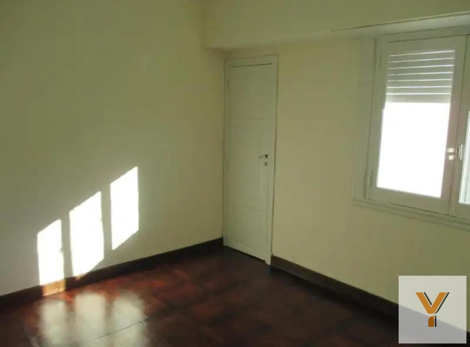 Apartment for Sale - 3 Bedrooms, 2 Bathrooms - 224 m² - Balcarce