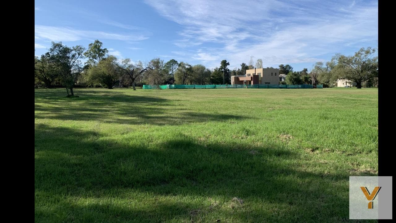 Land for Sale - 1,025 m² - Náutico CUBE