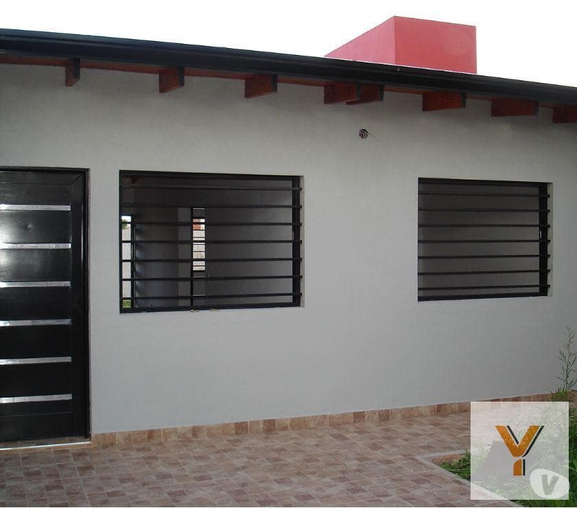 Casa en venta - 2 dormitorios 1 baño - cochera - 150mts2 - Villa Elvira, La Plata