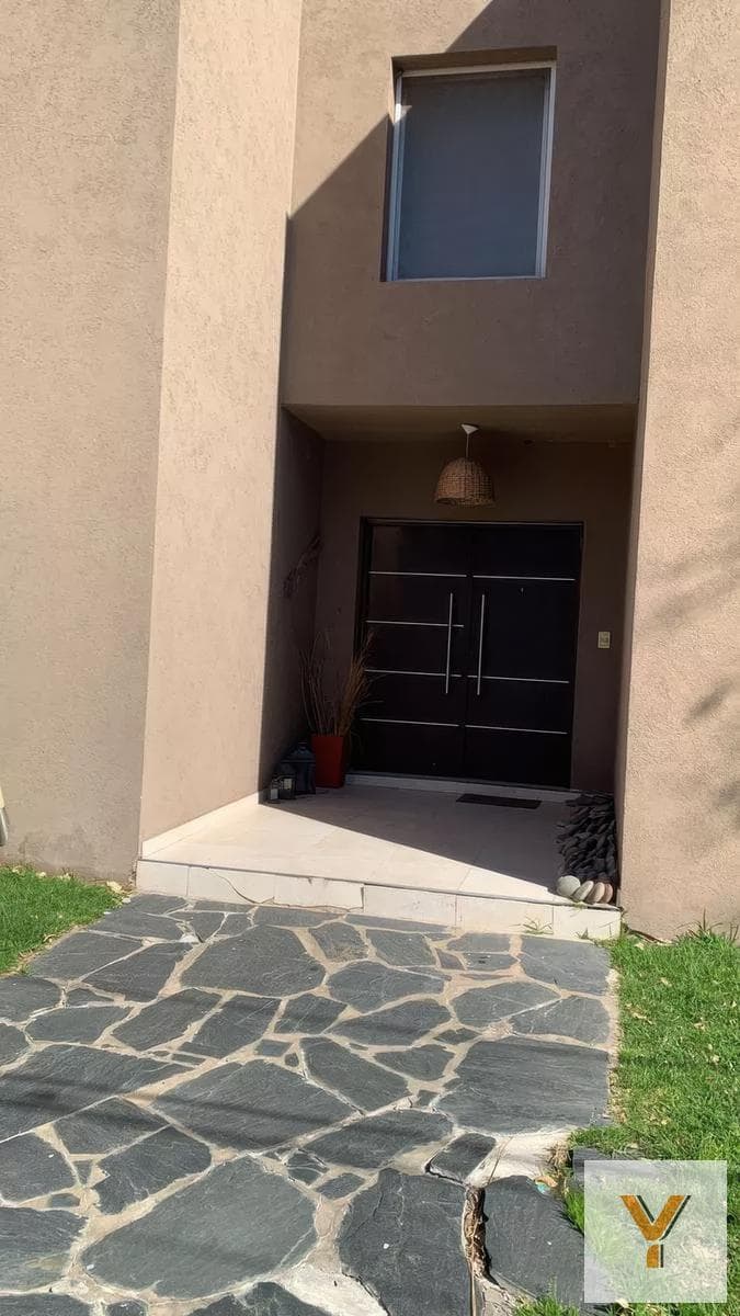 House for Sale - 4 Bedrooms, 4 Bathrooms - Garage - 760 m² - Loma Verde, Escobar