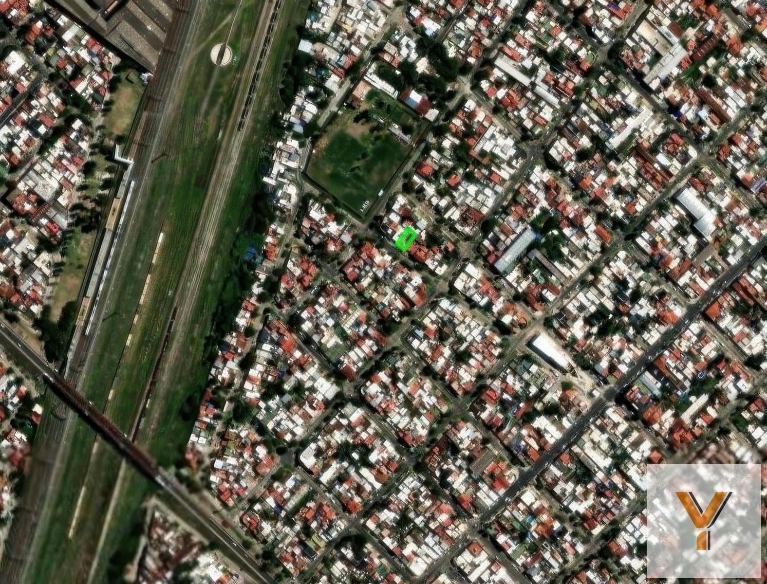 Land for Sale - 212 m² - Avellaneda