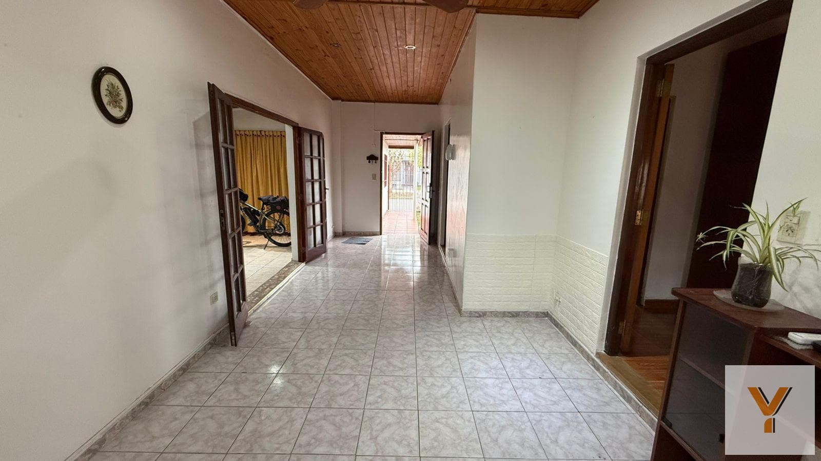 House for Sale - 2 Bedrooms, 2 Bathrooms - 304 m² - Berisso
