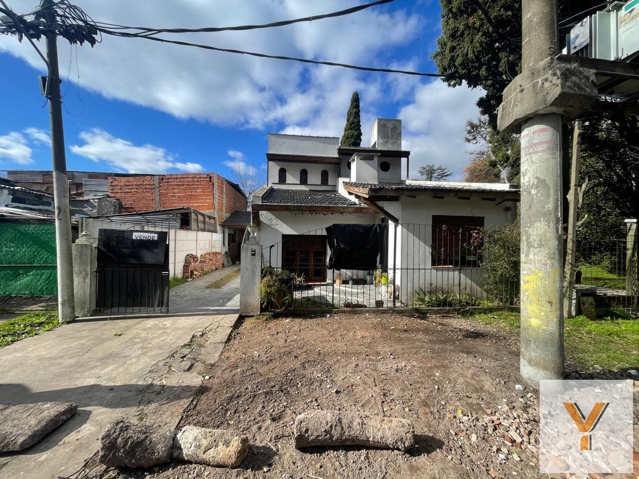 House for Sale - 2 Bedrooms, 1 Bathroom - La Plata