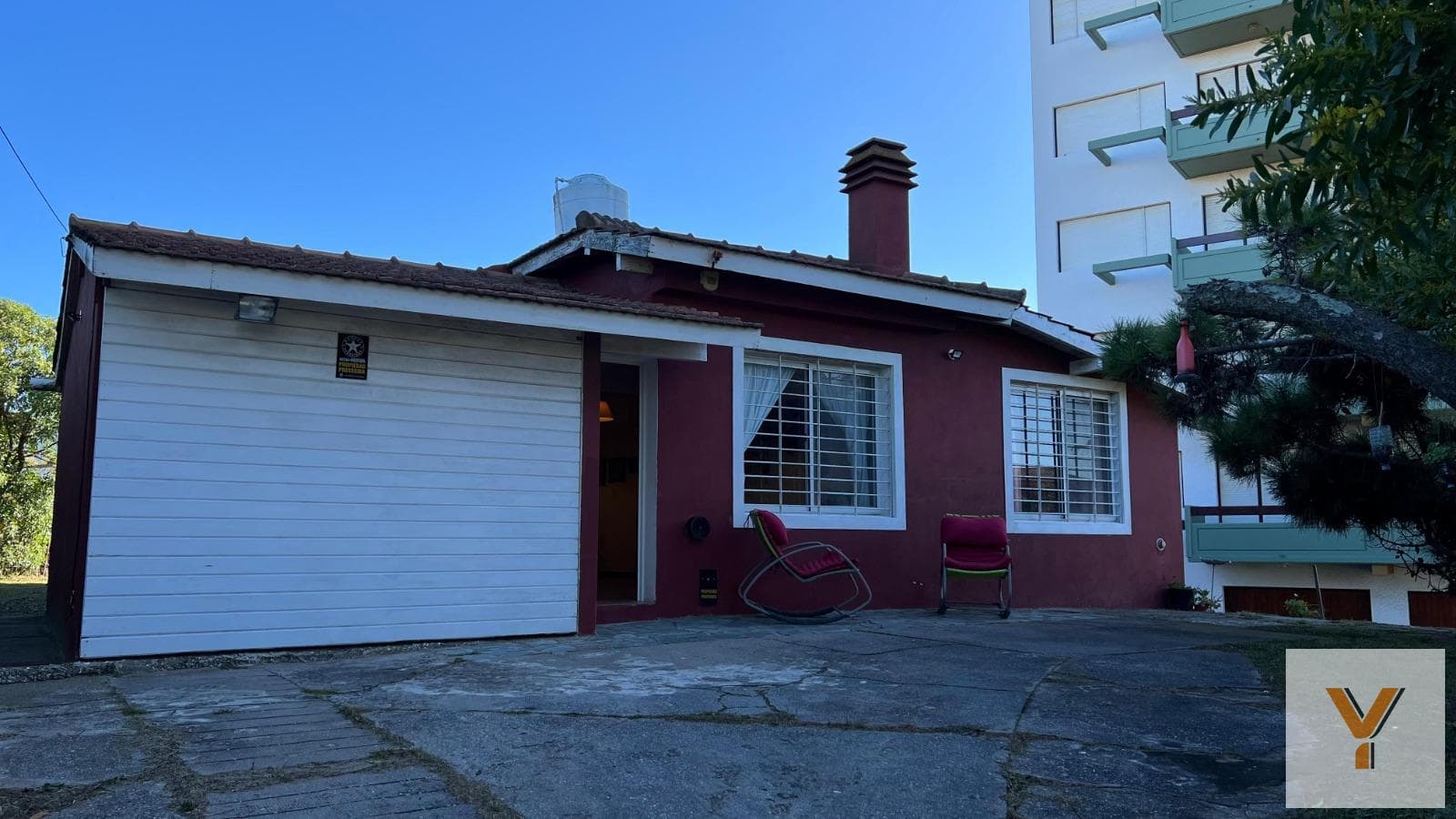 House for Sale - 2 Bedrooms, 2 Bathrooms - Garage - 751 m² - Villa Gesell