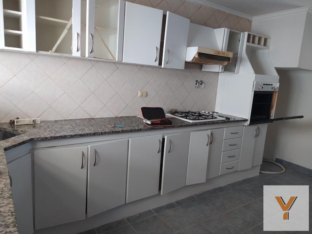 House for Sale - 3 Bedrooms, 2 Bathrooms - Parking Spaces - 194 m² - Mar del Plata