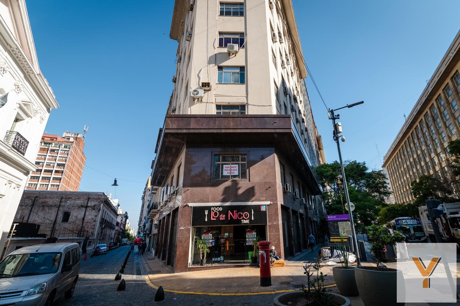 Office for Sale - 4 Rooms, 2 Bathrooms - 160 m² - Monserrat