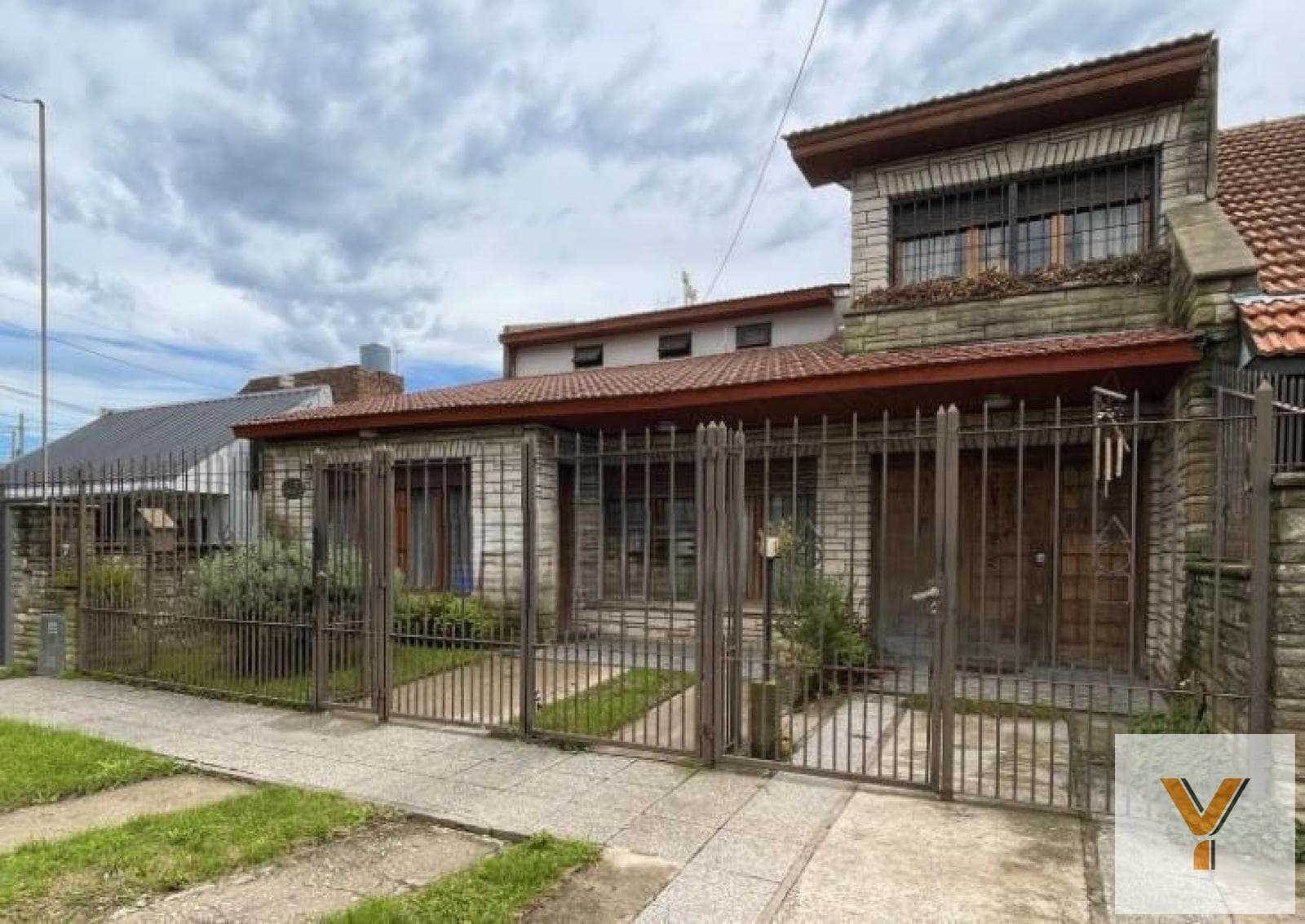 House for Sale - 4 Bedrooms, 3 Bathrooms - Garage - 283 m² - Mar del Plata