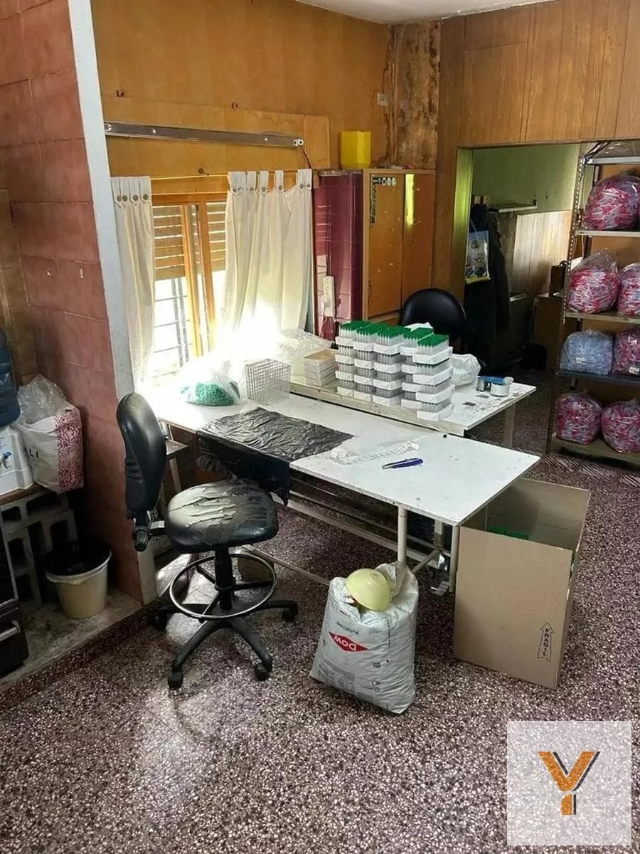 House for Sale - 2 Bedrooms, 1 Bathroom - 150 m² - Morón