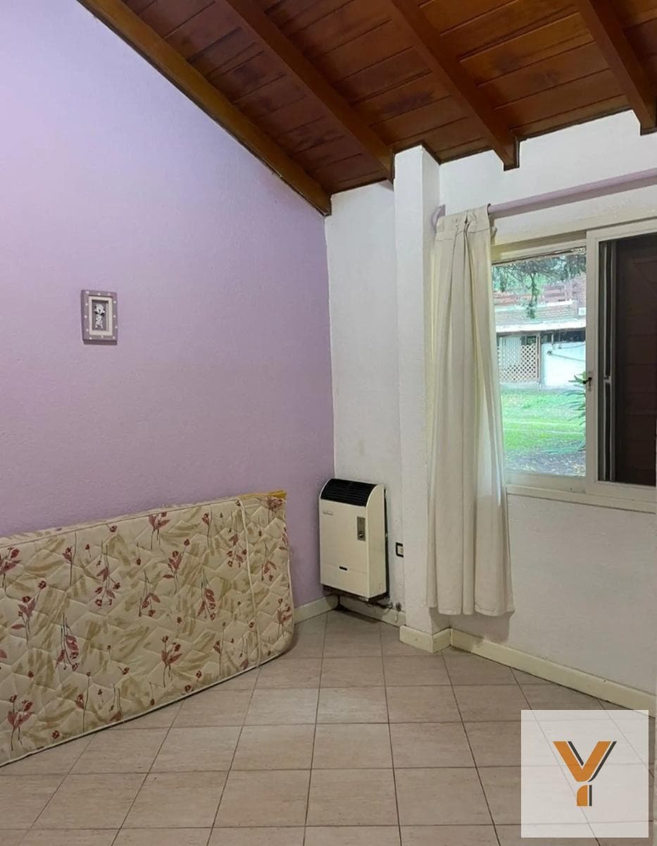 House for Sale - 2 Bedrooms, 2 Bathrooms - 500 m² - Merlo