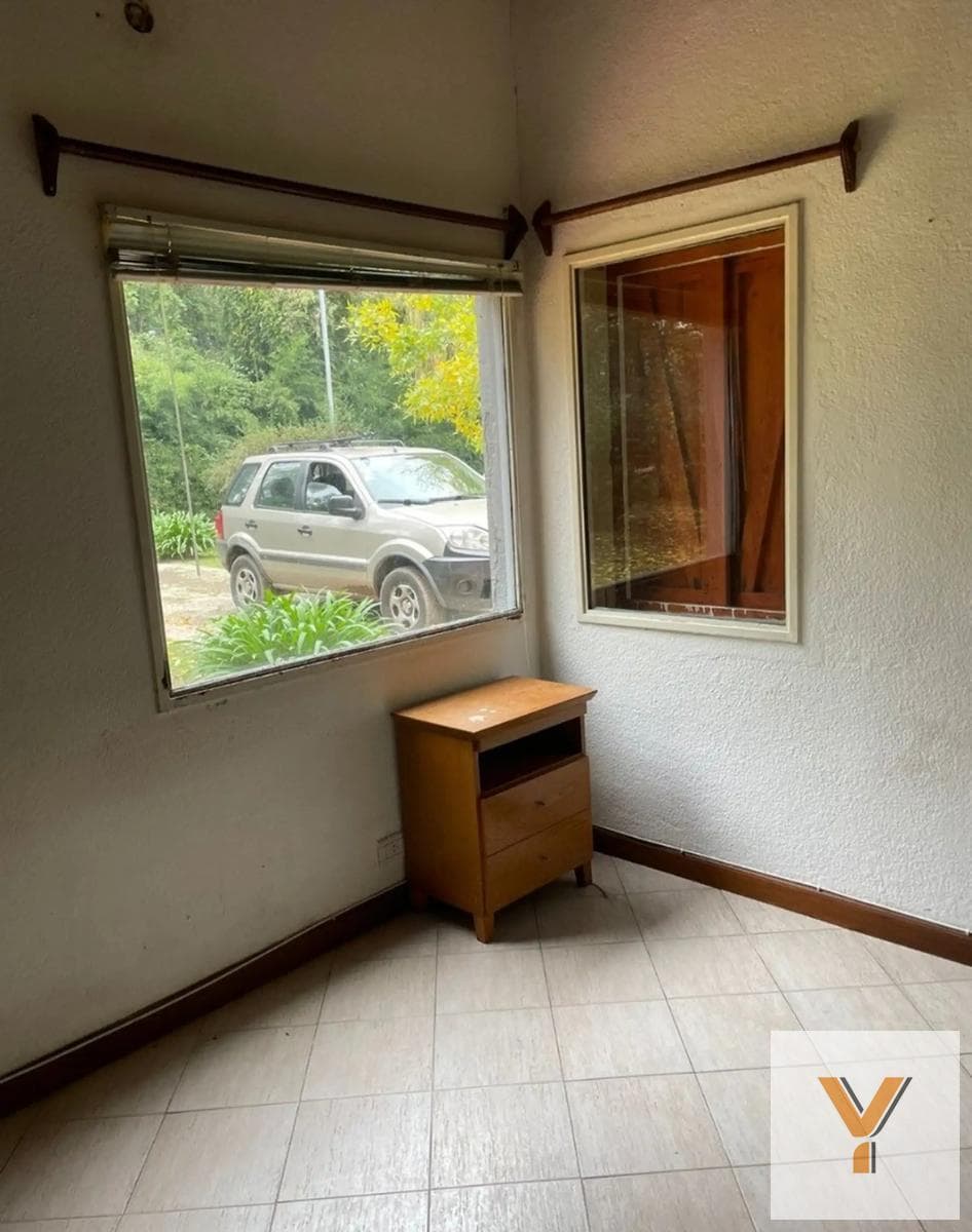 House for Sale - 2 Bedrooms, 2 Bathrooms - 500 m² - Merlo
