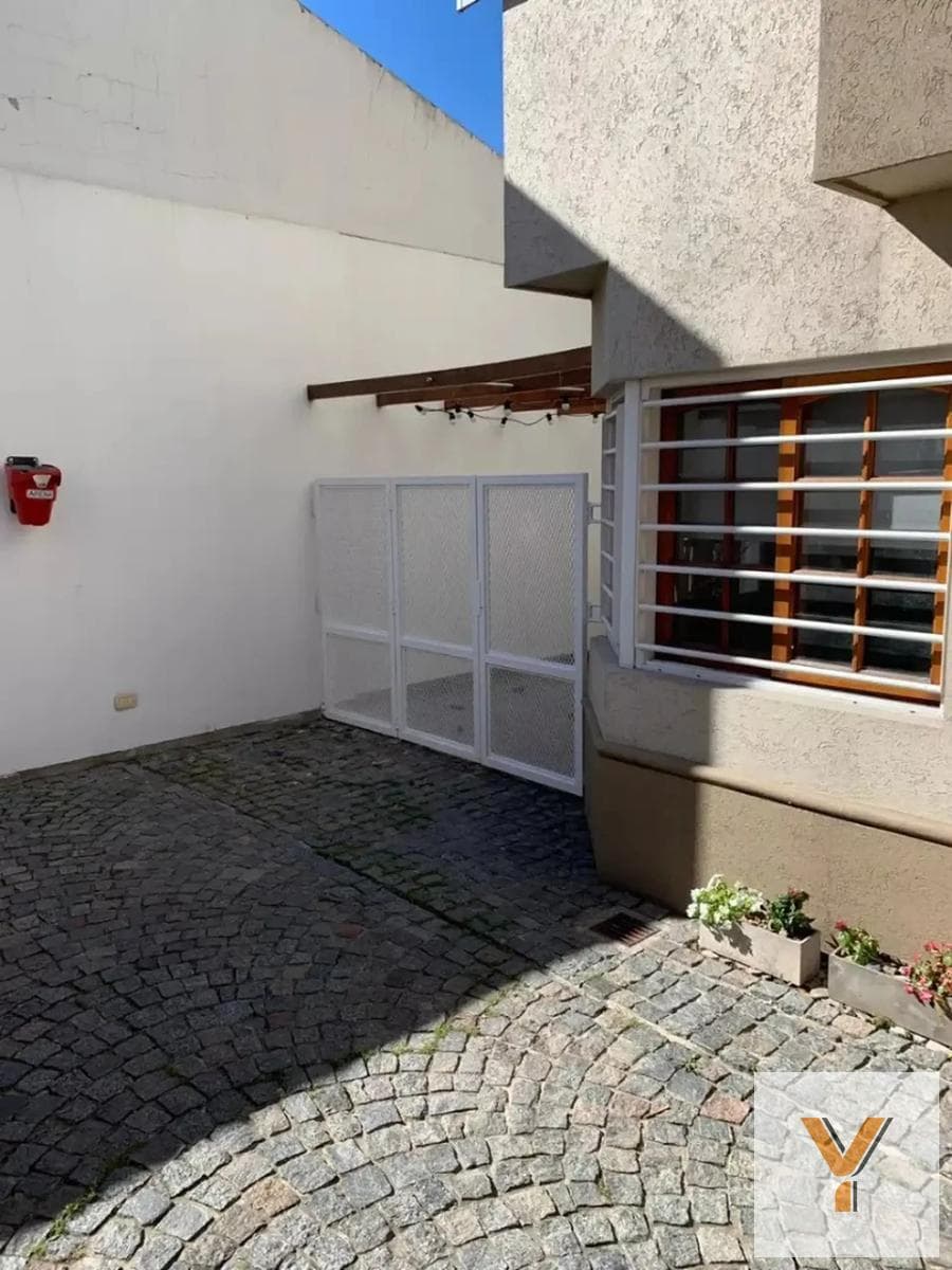 Triplex for sale - 3 bedrooms, 2 bathrooms - Garage - 78 m² - Morón