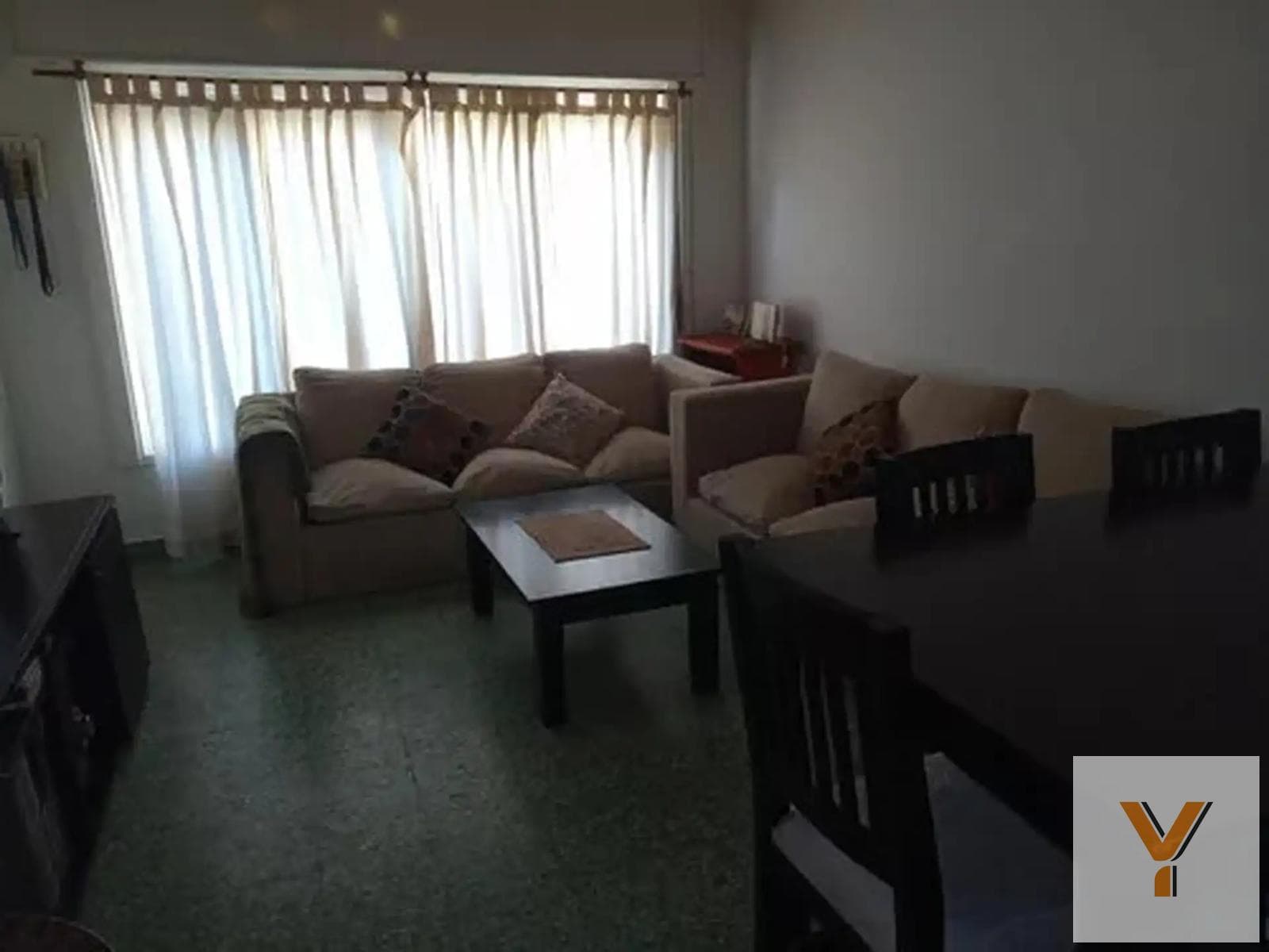 House for Sale - 2 Bedrooms, 1 Bathroom - 75 m² - Morón