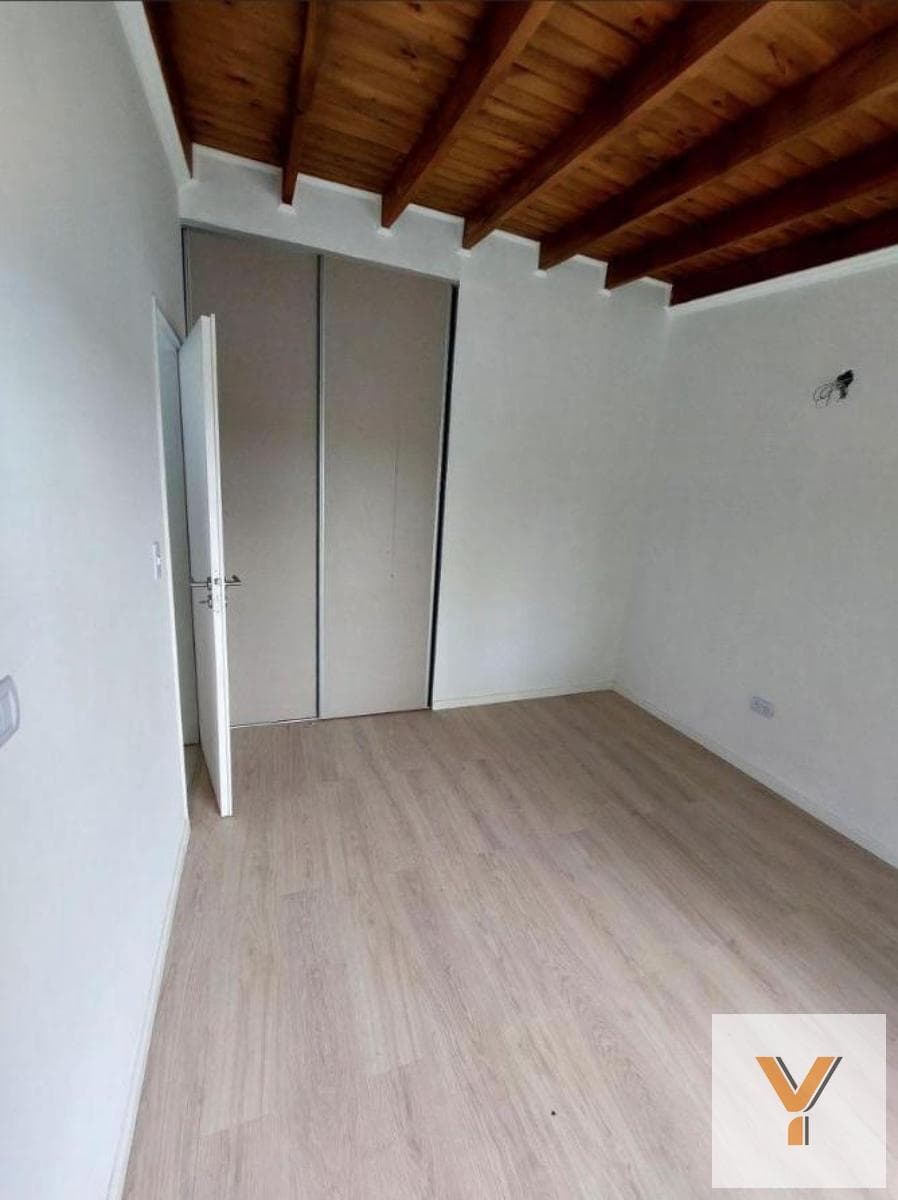 House for Sale - 2 Bedrooms, 2 Bathrooms - 70 m² - Ituzaingó