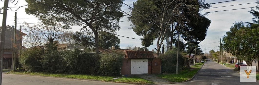 House for Sale - 3 Bedrooms, 1 Bathroom - 509 m² - Ituzaingó