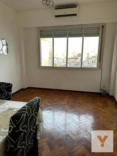 Apartment for Sale - 2 Bedrooms, 1 Bathroom - 70 m² - Monserrat