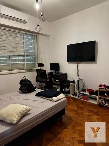 Apartment for Sale - 2 Bedrooms, 1 Bathroom - 70 m² - Monserrat
