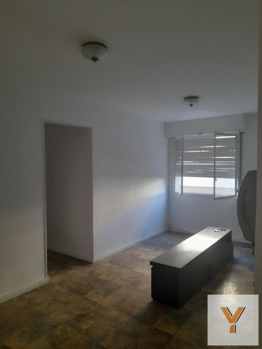 Apartment for Sale - 3 Bedrooms, 1 Bathroom - 64 m² - Chivilcoy