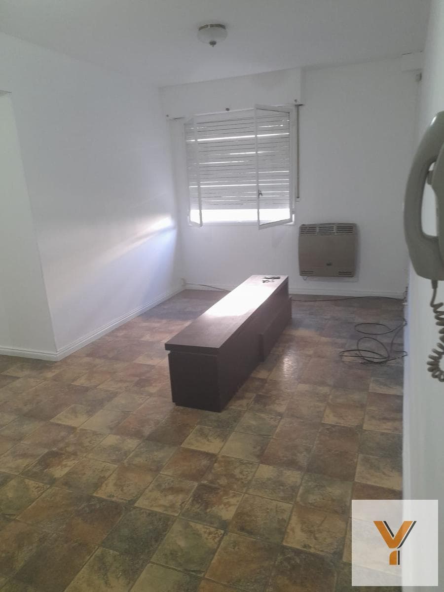 Apartment for Sale - 3 Bedrooms, 1 Bathroom - 64 m² - Chivilcoy