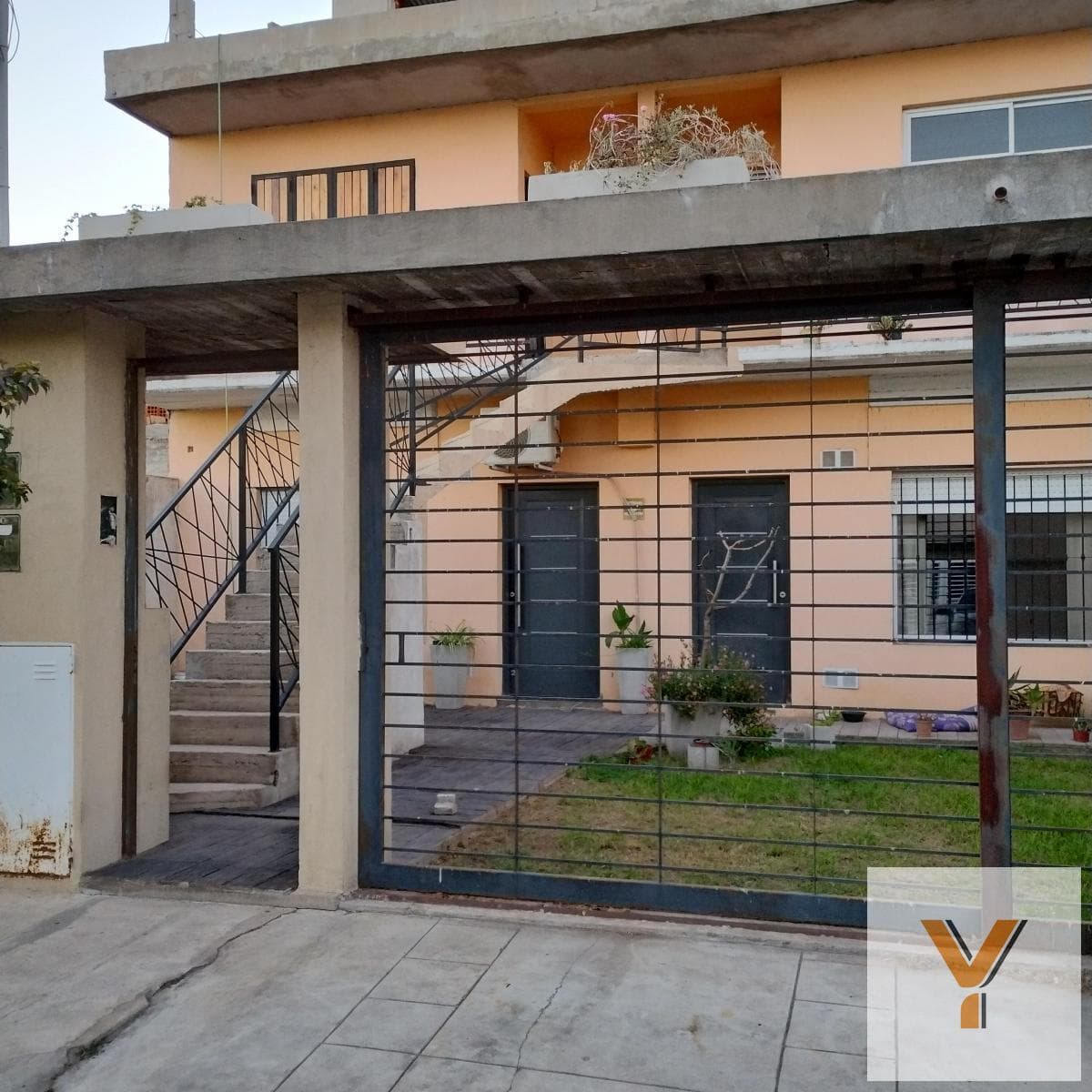 Duplex for sale - 2 bedrooms, 1 bathroom - Garage - 130 m² - Junín