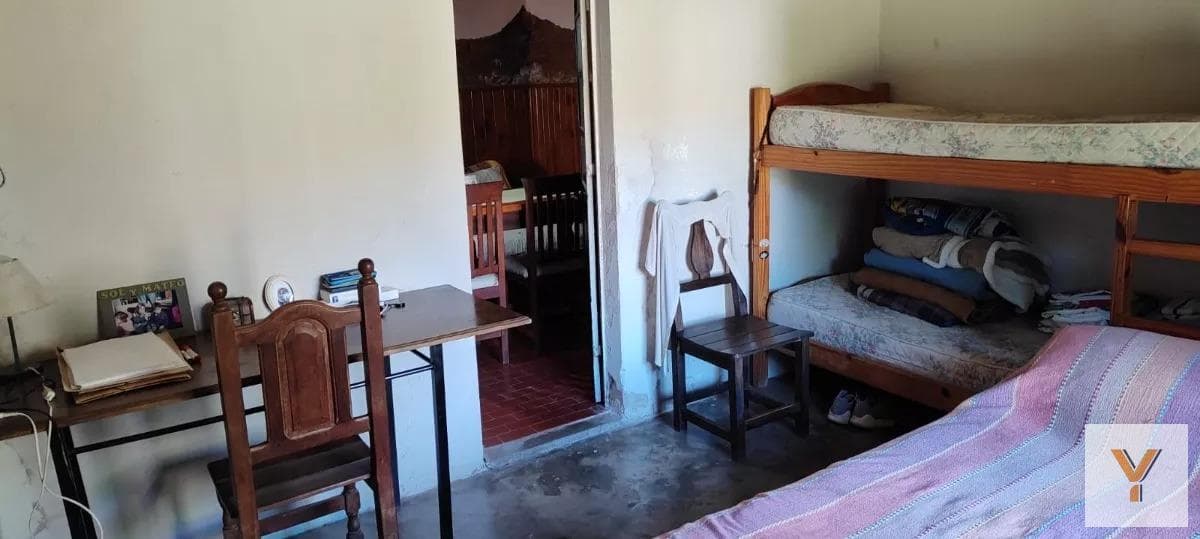 House for Sale - 2 Bedrooms, 1 Bathroom - Parking Spaces - 400 m² - Luján