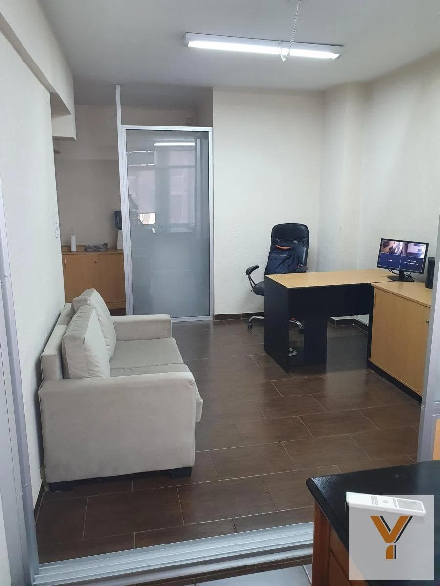Office for Sale - 1 Room, 1 Bathroom - 26 m² - San Nicolás
