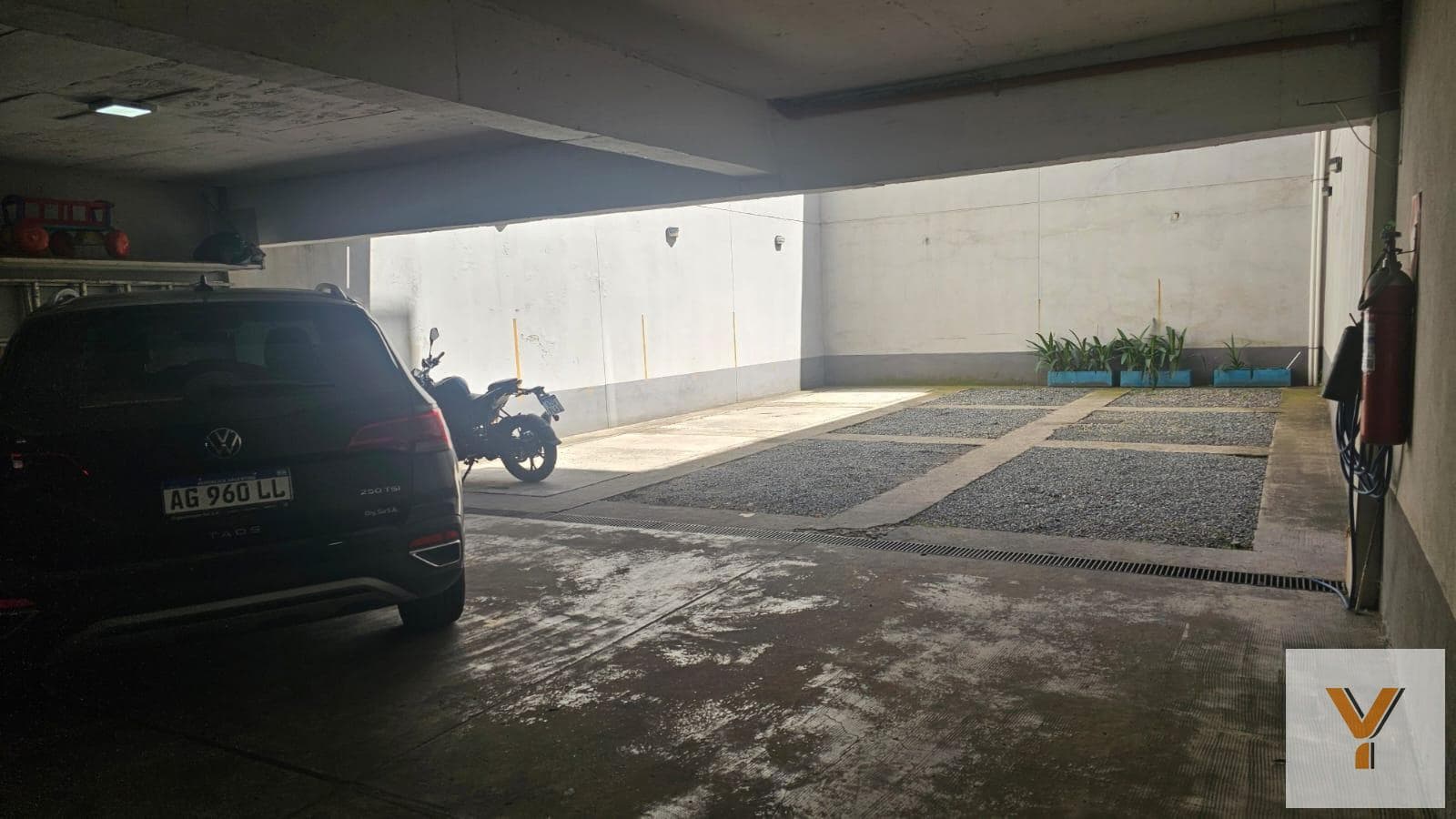 Garage for sale - 15 m² - Almagro