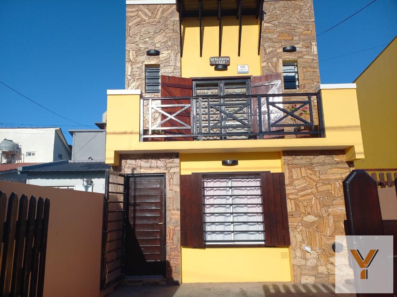 Triplex for Sale - 3 Bedrooms, 2 Bathrooms - 108 m² - Mar del Tuyú