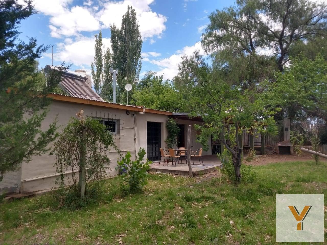 Country House for Sale - 4 Bedrooms, 2 Bathrooms - Garage - 150,000 m² - San Rafael