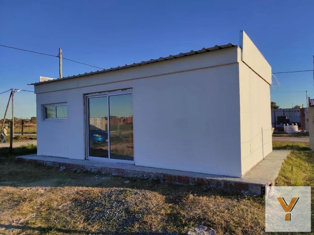 House for Sale - 1 Bedroom, 1 Bathroom - 326 m² - Cañuelas
