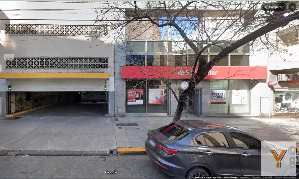 Garage for sale - 11 m² - Almagro