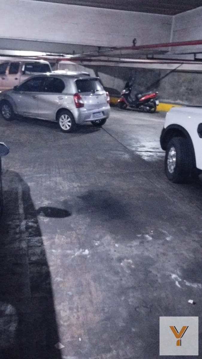 Garage for sale - 11 m² - Almagro